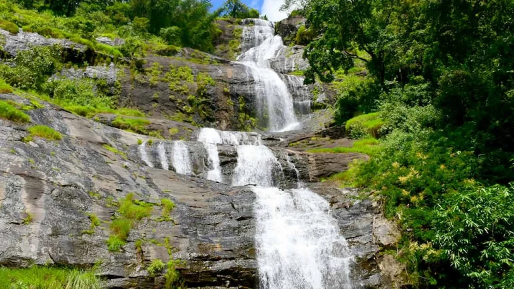 Cheeyappara & Valara Waterfalls en route Kerala Tour