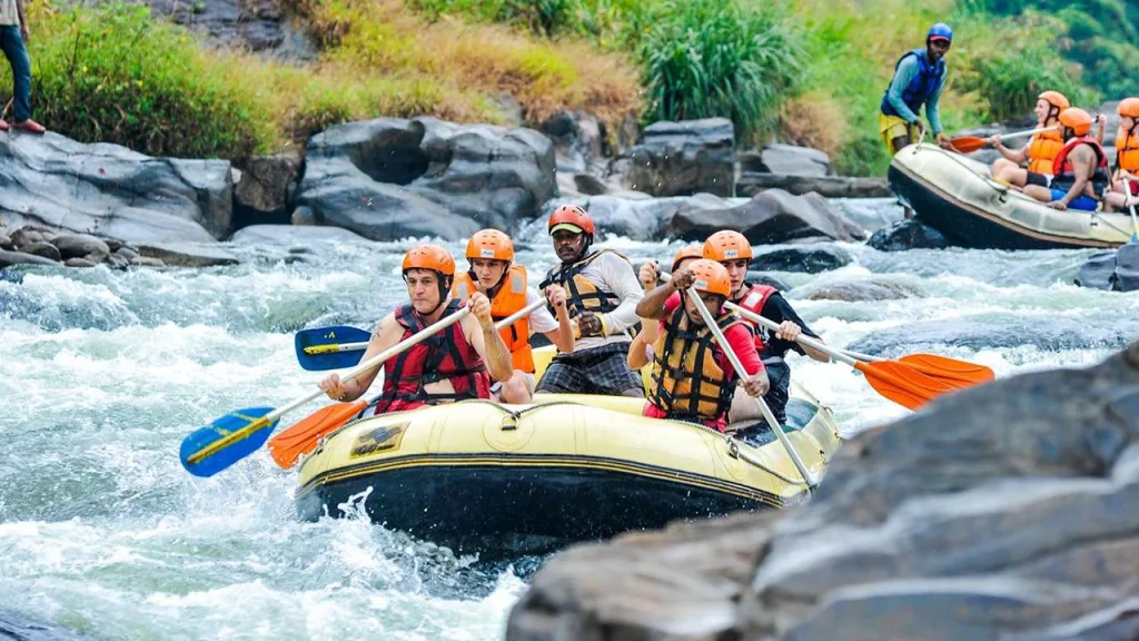 Kelani River rafting.jpg