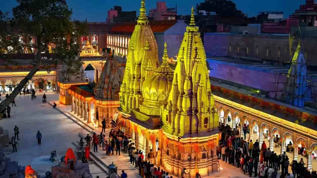 Visit Kashi Vishwanath Temple North India Tour